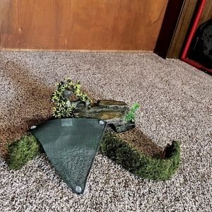 Decor for small animals and reptiles